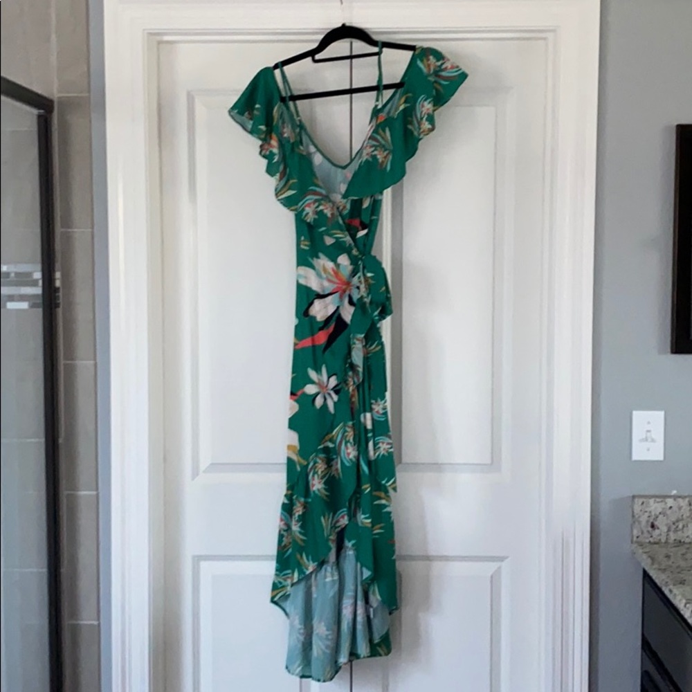Midi floral wrap dress